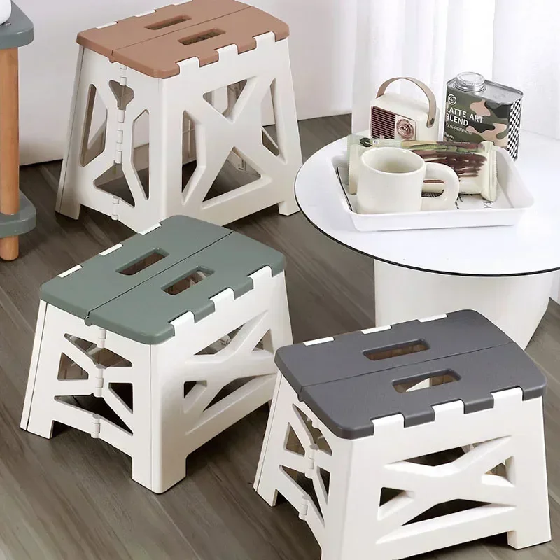 Portable Plastic Folding Stool - Kids Outdoor Table And Chairs recension och pris